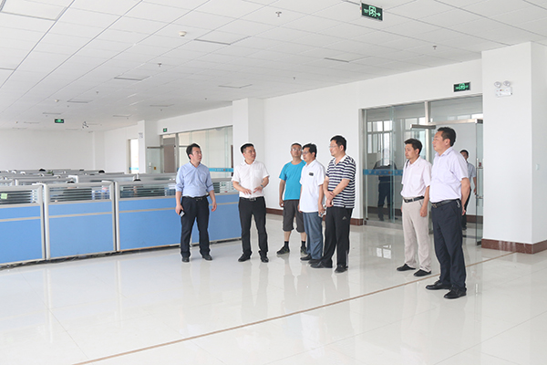 Warmly Welcome Leaders To Visit Our China Coal Group On The Agricultural Plant Protection UAVs