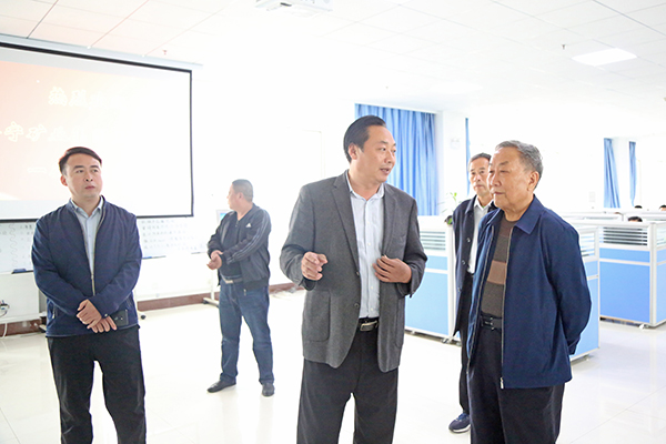 Warmly Welcome Jining Mining Industry Group Former Chairman Wang Yanlun And His Entourage To Visit China Coal Group