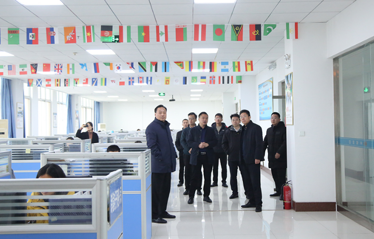 Warmly Welcome The Leaders Of The Communist Youth League Municipal Party Committee To Visit Shandong Weixin  To Discuss Cooperation To Help Rural Revitalization