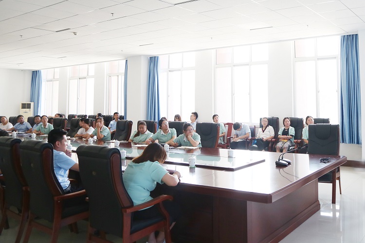 The Party Committee Of Shandong Weixin Organized All Party Members To Watch The 100th Anniversary Of The Founding Of The Communist Party Of China